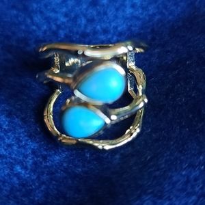 Gold and turquoise ring